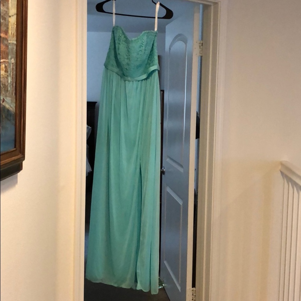 David’s bridal bridesmaid dress - Picture 2 of 5